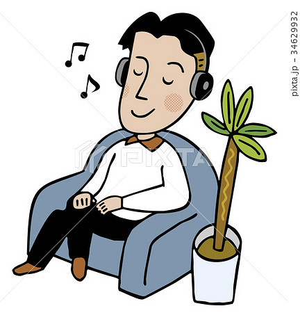 ソファーでリラックス 34629932