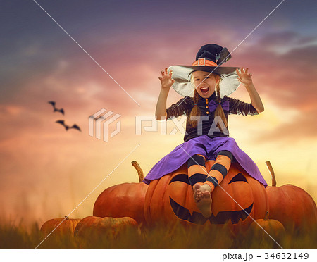witch with pumpkins 34632149