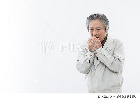シニア男性　口臭　 34639186