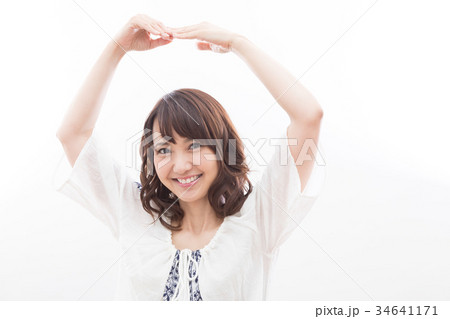 若い女性　ポートレート　マル　 34641171