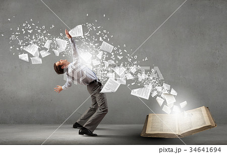 Businessman evades ideas 34641694