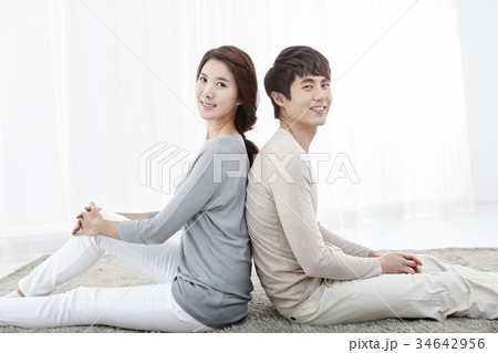 夫婦 カップル 韓国人 34642956