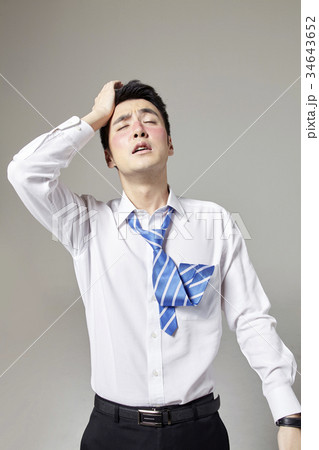 泥酔 ビジネスマン ストレス 34643652