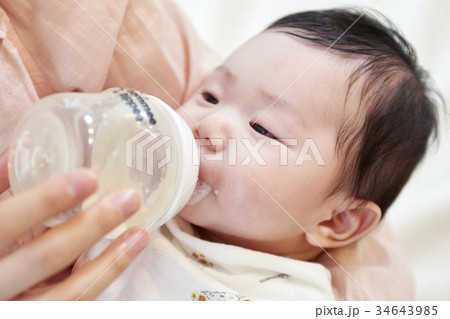 家族 ファミリー 食べさせる 34643985