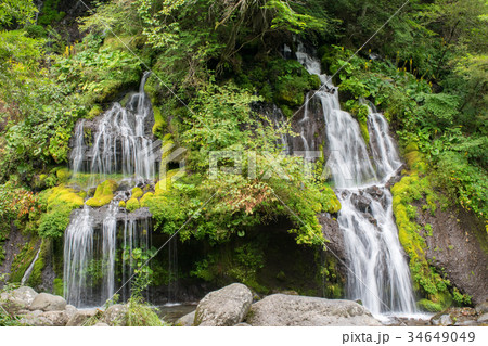 清里高原　吐竜の滝　八ヶ岳の潜流瀑 34649049