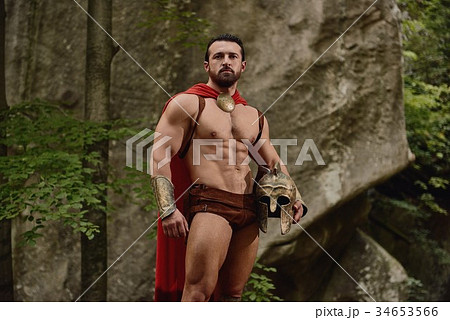 Handsome muscular man in gladiator armor 34653566