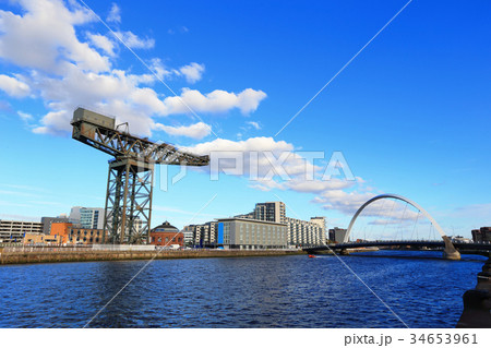 Glasgo with the River Clyde 34653961