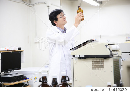 研究者　男性 34656020