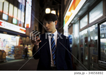 帰り道のビジネスマン 帰り道のビジネスマン 34656892