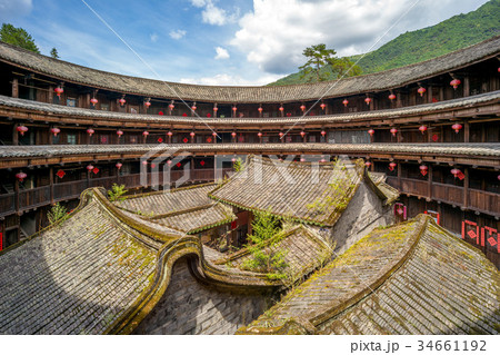 Aerial view of fujian tulou (hakka roundhouse) Aerial view of fujian tulou (hakka roundhouse) 34661192