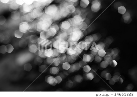 Hexagonal bokeh, glare, circles, unfocused 34661838