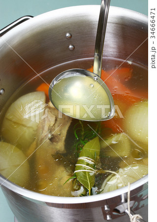 チキンブイヨン 34666471