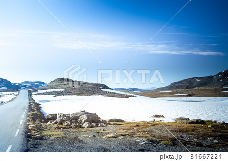Street in the mountain landscape of norway Street in the mountain landscape of norway 34667224