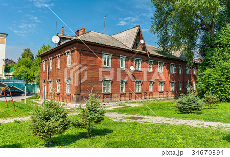 Old wooden house in the city centre of Ryazan Old wooden house in the city centre of Ryazan 34670394
