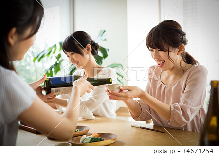 日本酒 きき酒 女子会 日本酒 きき酒 女子会 34671254