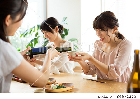 日本酒 きき酒 女子会 日本酒 きき酒 女子会 34671255
