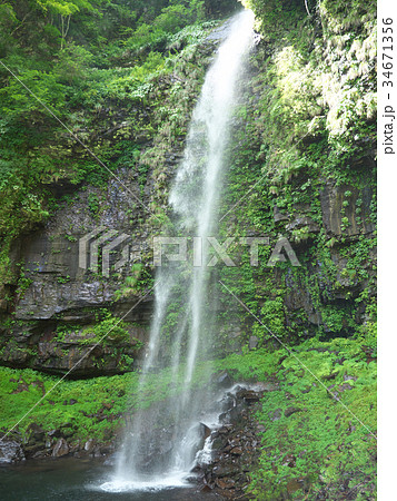 阿弥陀ケ滝(長良川水系ー前谷川) 阿弥陀ケ滝(長良川水系ー前谷川) 34671356