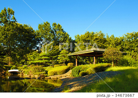 公園のあずまや 34673667