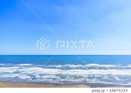 山武市井之内海水浴場付近の海を空撮 山武市井之内海水浴場付近の海を空撮 34675554