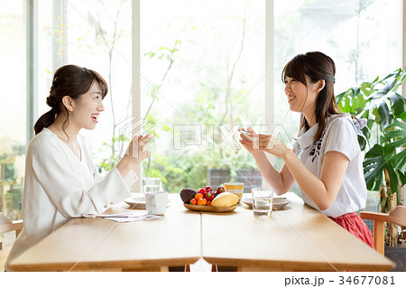 インスタ　スマホ　SNS　撮影 34677081