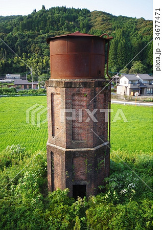 鉄道の給水塔 34677471