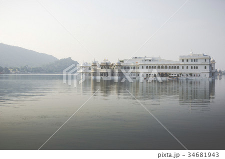 Taj Lake Palace on lake Pichola in Udaipur, Taj Lake Palace on lake Pichola in Udaipur, 34681943