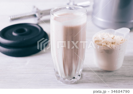 Scoop with protein powder 34684790