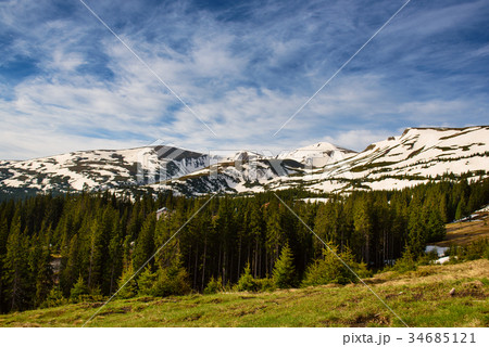 Mountains with snow 34685121