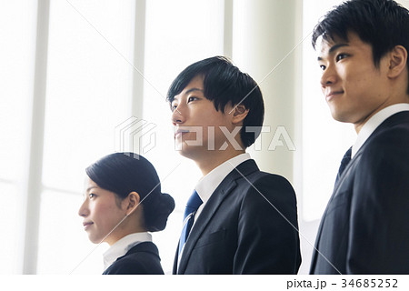 ビジネス　新人　若手　就活イメージ 34685252