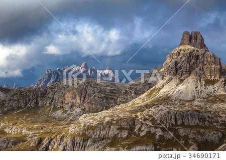 evening cloudy Dolomites mountains evening cloudy Dolomites mountains 34690171