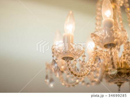 クリスタルガラスのシャンデリア 34699285