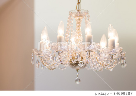 クリスタルガラスのシャンデリア 34699287