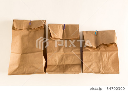 Brown paper bags 34700300