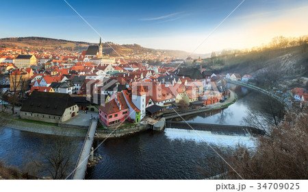 Historic old building in Cesky Krumlov, Czech  34709025