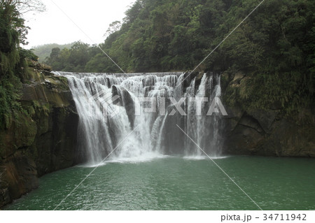 台湾　十份瀑布 34711942