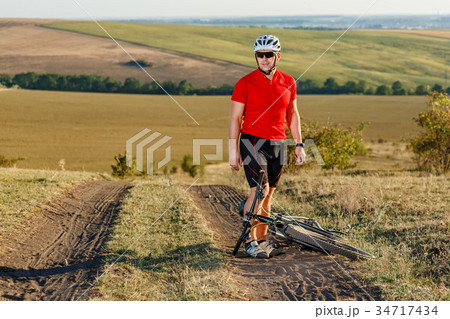 mountain bike sport athlete man riding outdoor 34717434