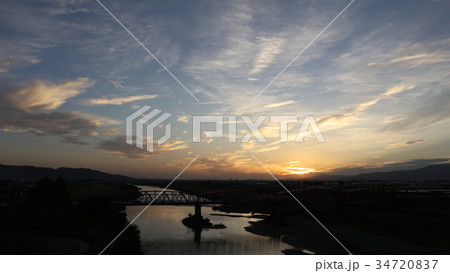 [空撮]筑後川　筑後川橋（通称名、片の瀬橋）大刀洗町と久留米市を結ぶ筑後川上の橋 34720837