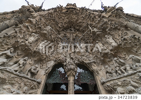 サグラダ・ファミリア, スペイン 34723839