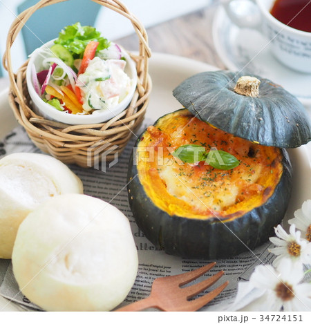 かぼちゃの器でグラタンランチ 34724151