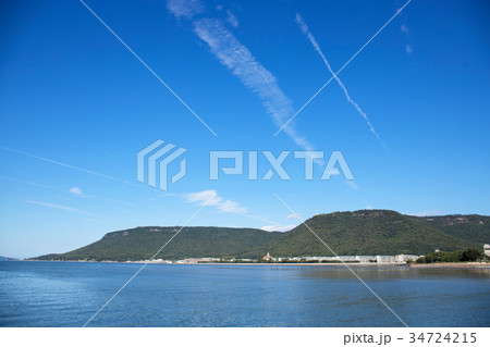 屋島と青空と海 屋島と青空と海 34724215