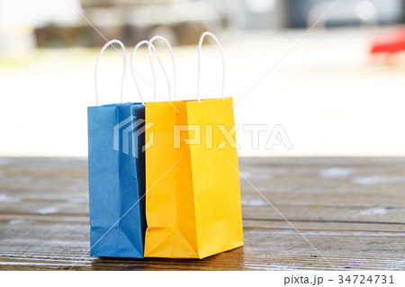 青と黄色の紙袋 青と黄色の紙袋 34724731