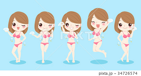 woman take silicone breast implant woman take silicone breast implant 34726574