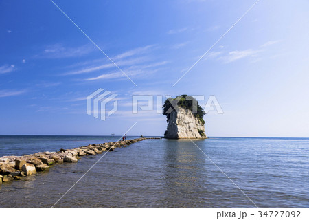 能登半島の観光名所・見附島 能登半島の観光名所・見附島 34727092