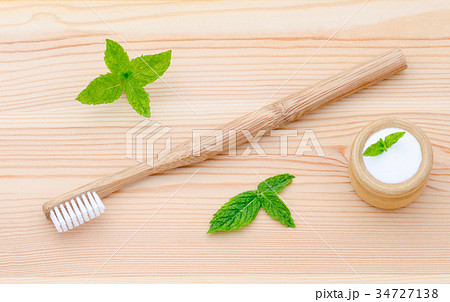 alternative wood toothbrush and xylitol, soda 34727138