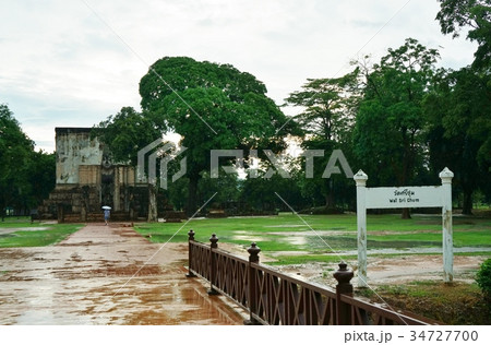 タイ王国スコータイ県ワット・シーチュム（Wat Si Chum in Sukhothai） 34727700