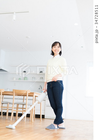 主婦(掃除) 主婦(掃除) 34728511