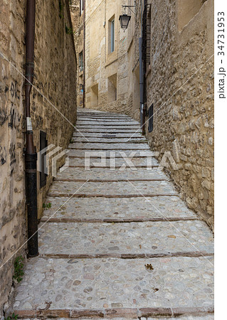 the alley of Spoleto the alley of Spoleto 34731953