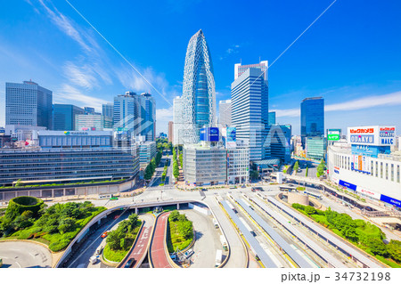 東京 新宿駅 西口駅前の風景 東京 新宿駅 西口駅前の風景 34732198
