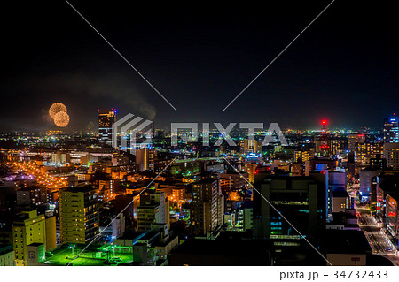 夜景と花火 夜景と花火 34732433