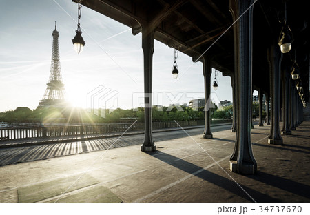 Eiffel Tower from Bir-Hakeim metal bridge in the morning, Paris, 34737670